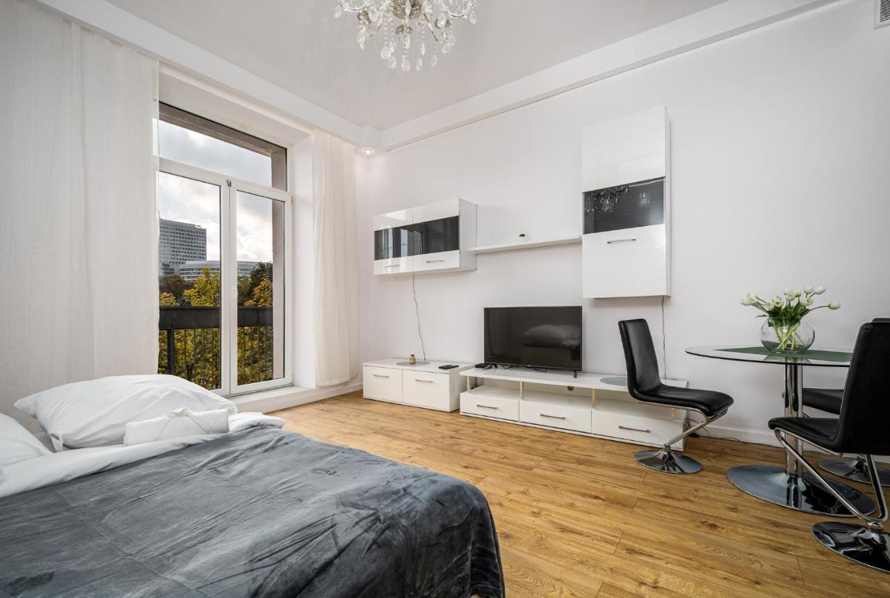 Apart D&K Apartament Z Widokiem Na Palac Kultury I Nauki Apartment Warsaw Luaran gambar