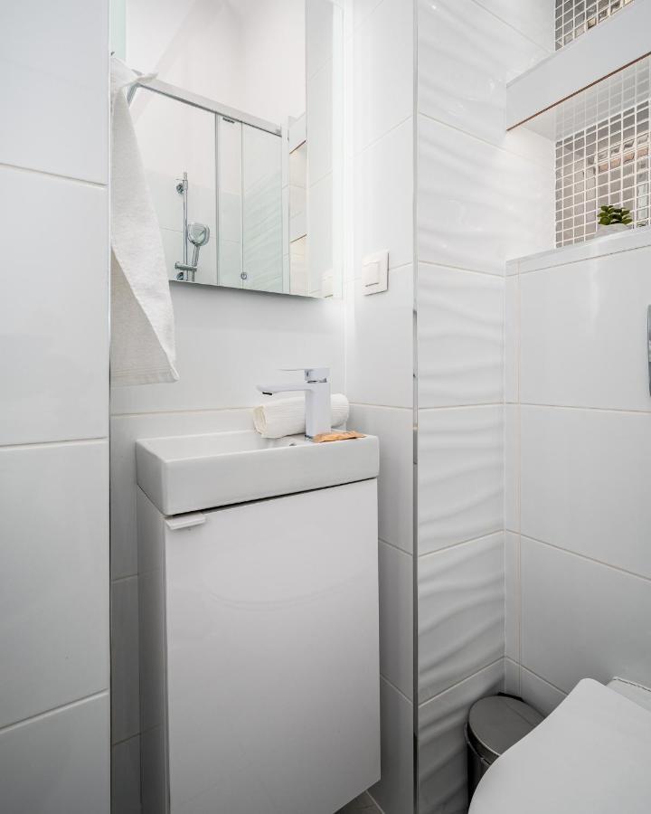 Apart D&K Apartament Z Widokiem Na Palac Kultury I Nauki Apartment Warsaw Luaran gambar